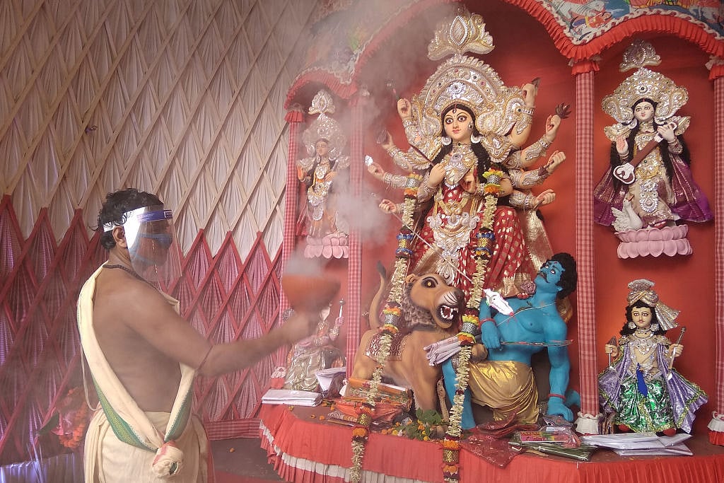बांग्लादेश में दुर्गा पूजा से संबंधित 35 अप्रिय घटनाएं दर्ज, 17 लोग गिरफ्तार, पुलिस बोली- हम सख्त कार्रवाई करेंगे