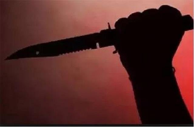 दिल्ली: द्वारका में पूर्व प्रेमी ने की युवती की हत्या, चाकू से गोदकर उतारा मौत के घाट, आरोपी की तलाश में पुलिस