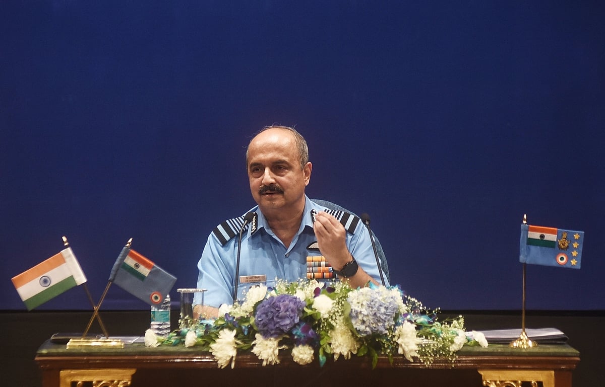 वायुसेना प्रमुख का दुश्मनों को कड़ा संदेश, कहा- बाहरी ताकतों को हमारे क्षेत्र का नहीं करने दिया जाएगा उल्लंघन