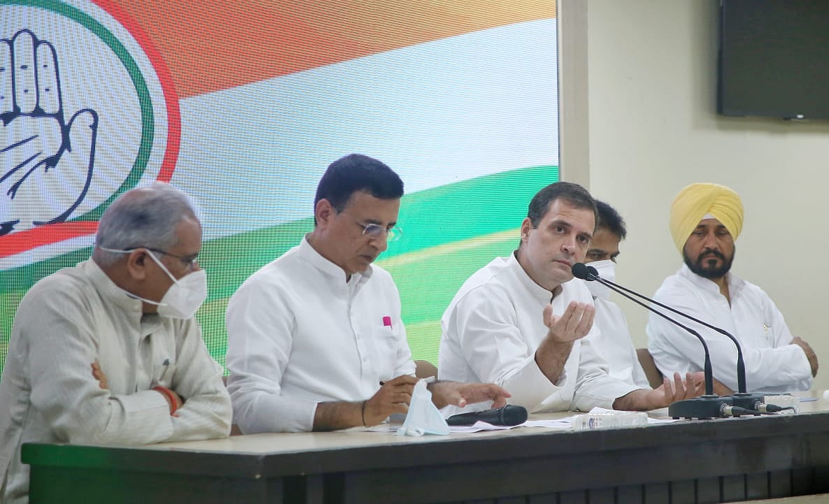 वीडियो: लखीमपुर जाने पर अड़े राहुल गांधी, कहा- हमें मार दें या गाड़ दें, नहीं पड़ता फर्क