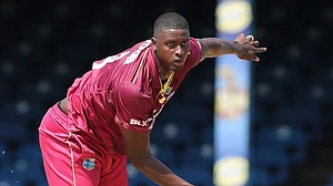 T20 World Cup: WI ने बांग्लादेश के खिलाफ मैच के लिए कसी कमर! टीम में शामिल हुआ IPL में धमाल मचाने वाला ये खिलाड़ी