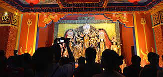 बिहारः दुर्गा पूजा की ड्यूटी में तैनात अधिकारी पंडाल से नदारद, डीएम ने 43 अफसरों से मांगा स्पष्टीकरण