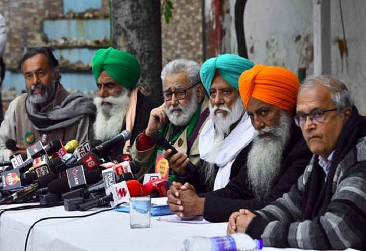 संयुक्त किसान मोर्चा ने की सिंघु बॉर्डर पर जघन्य हत्या की निंदा, खुद को निहंगों से किया अलग