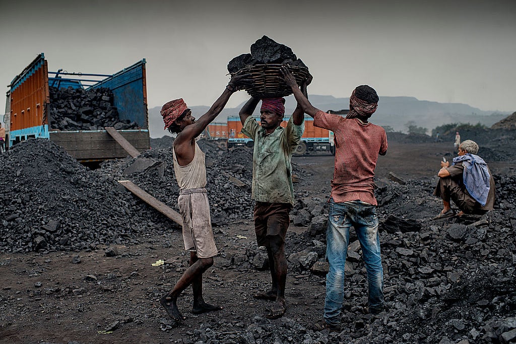 क्या कोल इंडिया को बदनाम कर निजीकरण का बहाना खोज रही है सरकार, आखिर क्या है कोयले की कमी के पीछे का काला सच!