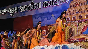 दिल्ली पुलिस ने रामलीला आयोजक के खिलाफ दर्ज की एफआईआर, कोरोना नियमों का उल्लंघन करने का आरोप