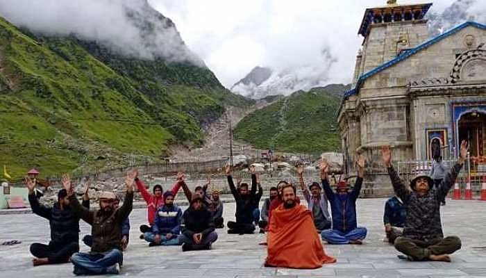 चुनावी मौसम में तीर्थपुरोहितों के आगे झुकी उत्तराखंड की BJP सरकार, चारधाम देवस्थानम बोर्ड को किया भंग