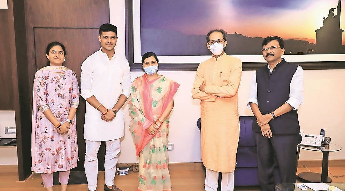काम नहीं आया दादरा-नगर हवेली लोकसभा उपचुनाव में 'BJP की फौज' का प्रचार, शिवसेना के सामने औंधे मुंह गिरा भाजपा उम्मीदवार! 