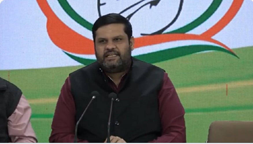 'मोदी सरकार ने सावन के पहले सोमवार को लोगों को दिया बहुत बड़ा गिफ्ट', कांग्रेस का केंद्र पर करारा वार