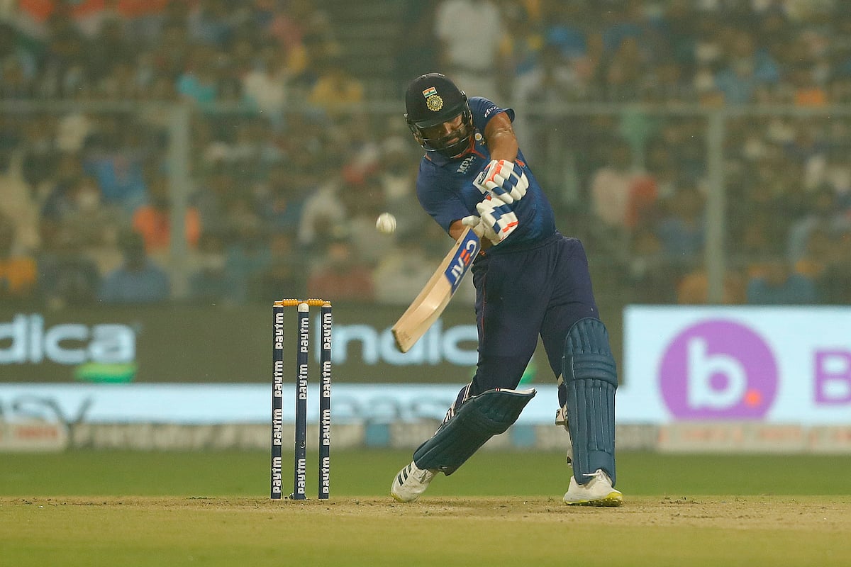 IND vs WI: भारत ने वेस्टइंडीज को दिया 238 रनों का लक्ष्य, सारे बड़े नाम फेल, सूर्यकुमार यादव ने बनाए 64 रन 