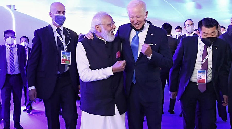 दुनिया भर में चल रही है लोकतंत्र के खात्मे की साजिश, भारत जैसे देशों में तो सरकारें कुछ ज्यादा ही जल्दी में