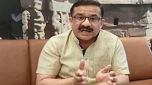 जितेंद्र नारायण उर्फ वसीम रिजवी को फिर मिली जान से मारने की धमकी, 24 घंटे में सिर धड़ से अलग करने की कही बात