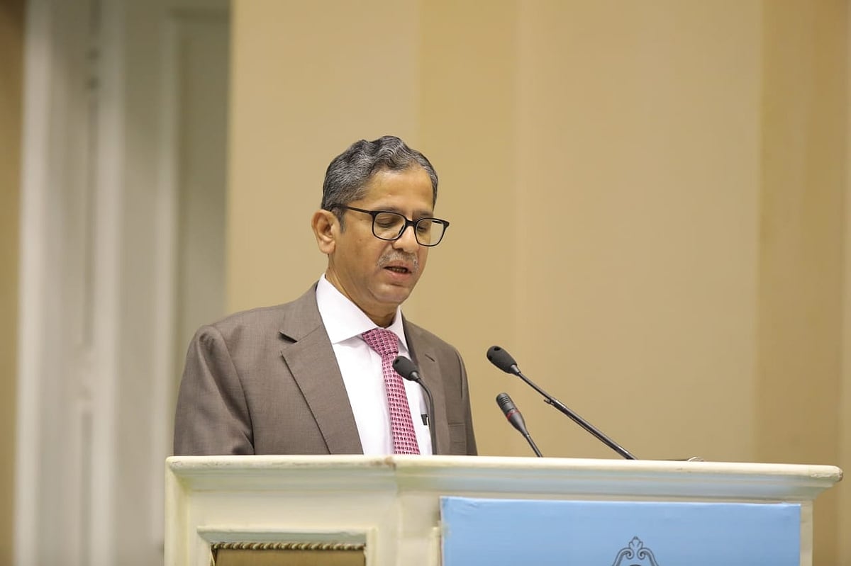 संविधान दिवस पर चीफ जस्टिस ने जजों पर हमले पर जताई चिंता, कहा- शारीरिक ही नहीं सोशल मीडिया के जरिए भी हो रहे हमले