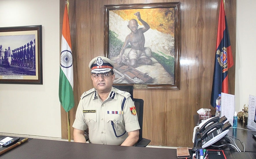 दिल्ली पुलिस प्रमुख राकेश अस्थाना को झटका, सुप्रीम कोर्ट में नियुक्ति के खिलाफ याचिका मंजूर, 26 नवंबर को सुनवाई