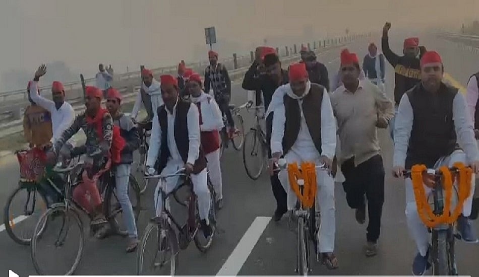 प्रधानमंत्री से पहले सपाइयों ने कर दिया पूर्वांचल एक्सप्रेस वे का सांकेतिक उद्घाटन, पुलिस को इस तरह दिया चकमा