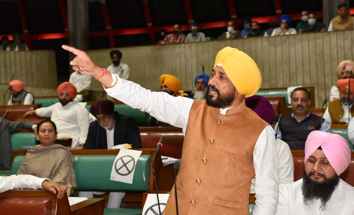 कैप्टन-बादल-बीजेपी मिलकर पहुंचा रहे पंजाब को नुकसान, केजरीवाल फैला रहे अफवाह, इन्हें सबक सिखाना होगा: चन्नी