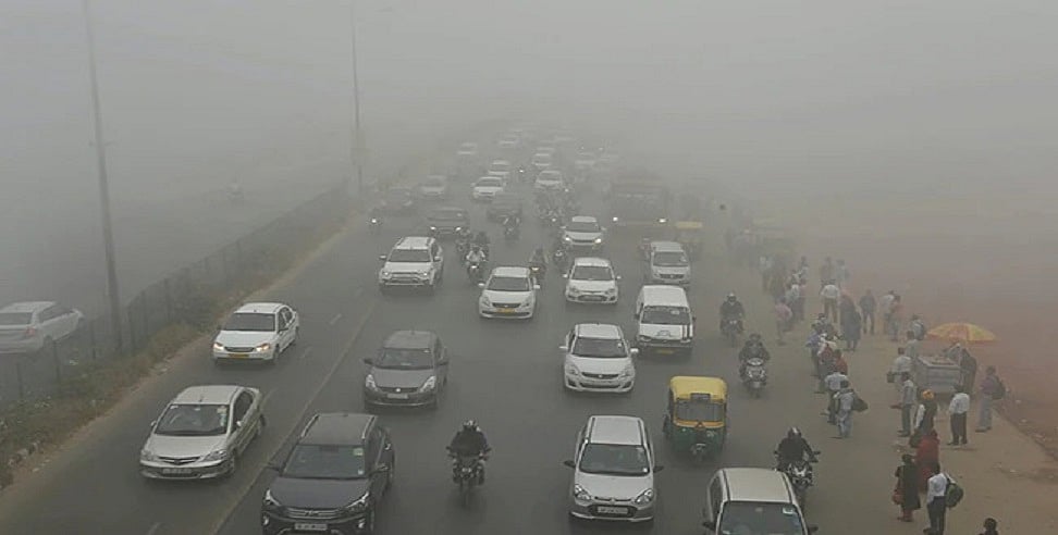 दिल्ली-NCR में प्रदूषण का कहर जारी! 362 पर AQI, जानें कहां क्या हुआ बंद, किन चीजों पर लगी पाबंदी