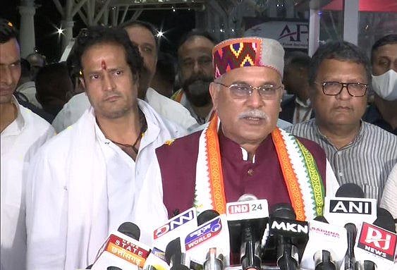 डोर-टू-डोर चुनाव प्रचार कर रहे छत्तीसगढ़ के CM बोले- उत्तर प्रदेश में दिख रही है बदलाव की लहर