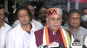 डोर-टू-डोर चुनाव प्रचार कर रहे छत्तीसगढ़ के CM बोले- उत्तर प्रदेश में दिख रही है बदलाव की लहर
