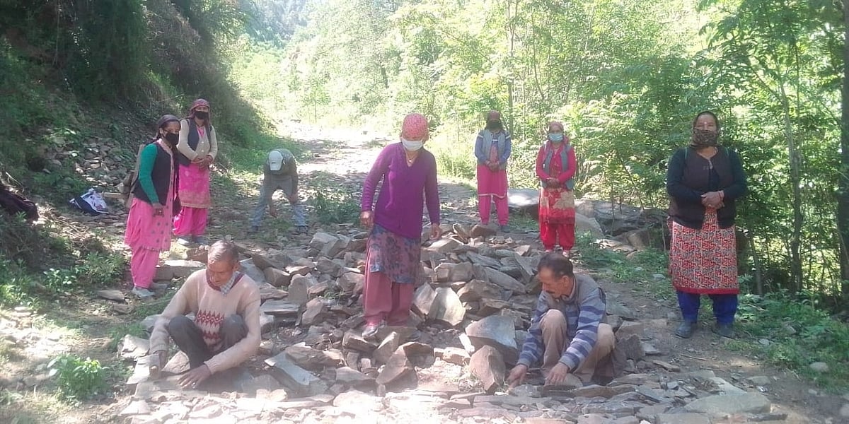 झारखंड सरकार का बड़ा फैसला, बीमा और पेंशन योजना से जोड़े जाएंगे मनरेगा मजदूर, ग्रामीण विकास विभाग ने शुरू किया अभियान