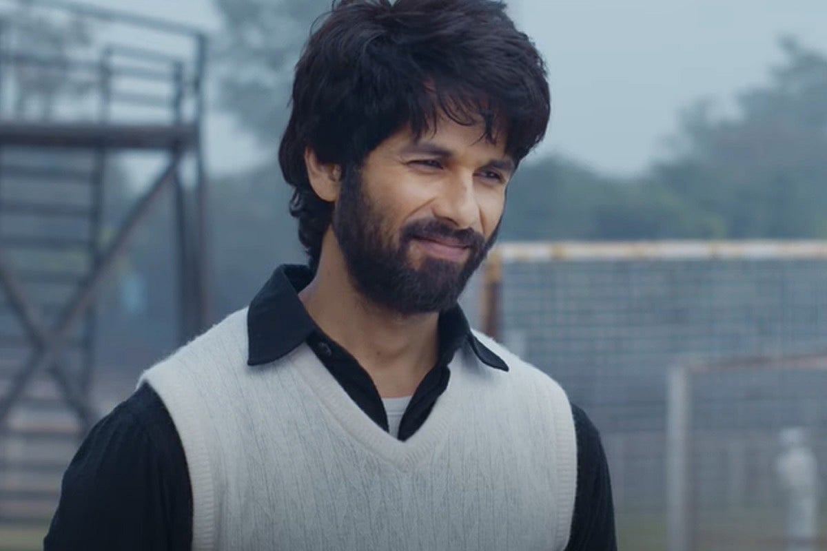 सिनेजीवन: शाहिद ने 'जर्सी' को थिएटर की रेस में रखने के लिए घटाई फीस! और प्रतिबंध के 2 साल बाद रिलीज होगी ये फिल्म 