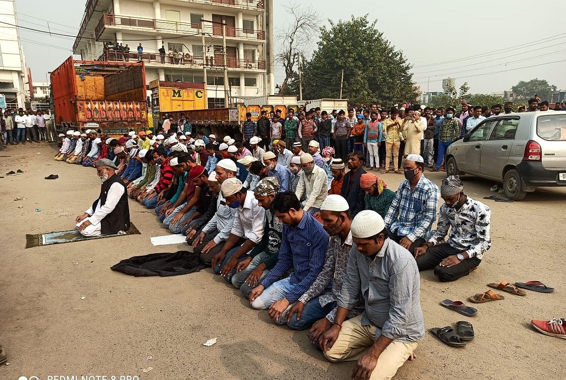 हरियाणा के बाद बिहार में खुले में नमाज पढ़ने पर विवाद, BJP विधायक ने नीतीश से की रोक लगाने की मांग
