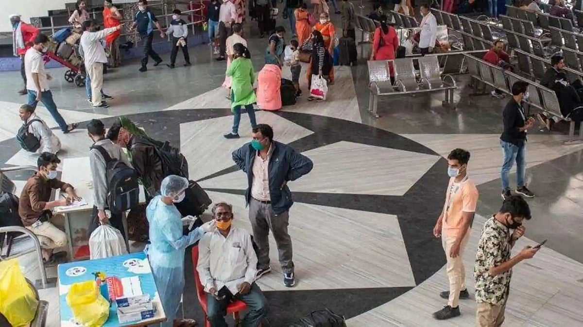 ओमिक्रॉन के नए लक्षणों का हुआ खुलासा, दिखने में सामान्‍य लेकिन हैं बेहद खतरनाक, अनदेखी पड़ सकती है भारी!  