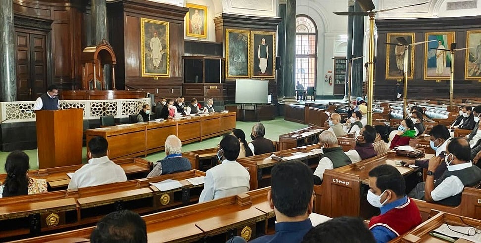 कांग्रेस संसदीय दल की बैठक में मोदी सरकार पर बरसीं सोनिया गांधी, कहा- सांसदों का निलंबन अभूतपूर्व और अस्वीकार्य