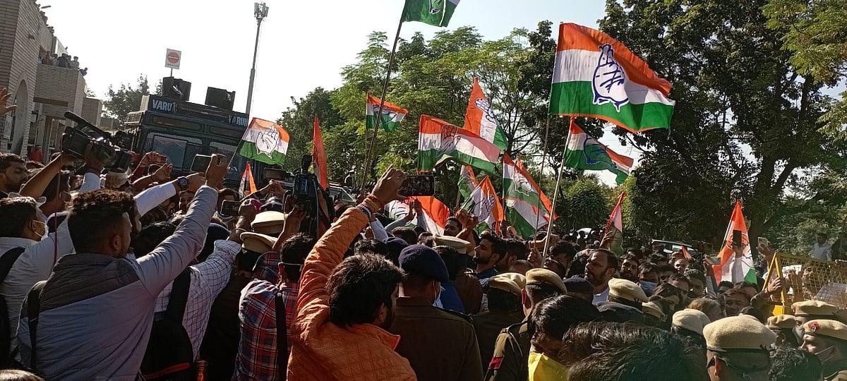 कांग्रेस का हरियाणा लोकसेवा आयोग पर हल्‍ला बोल, खट्टर सरकार के नौकरी घोटाले को बताया घोटालों का बाप, जांच की मांग
