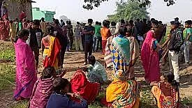 बिहारः संपत्ति विवाद में महिला ने चाची और भाई को जिंदा जलाया, ग्रामीणों ने जमकर पीटा, पुलिस ने बचाकर गिरफ्तार किया