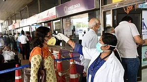 भारत में भी ओमिक्रॉन वेरिएंट ने दी दस्तक, कर्नाटक से मिले 2 केस, संक्रमितों का किया जा रहा इलाज