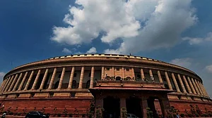 भारत में पहली बार किसने पेश किया था बजट, किसके नाम है सबसे ज्यादा बार बजट पेश करने का रिकॉर्ड? जानें बजट का इतिहास