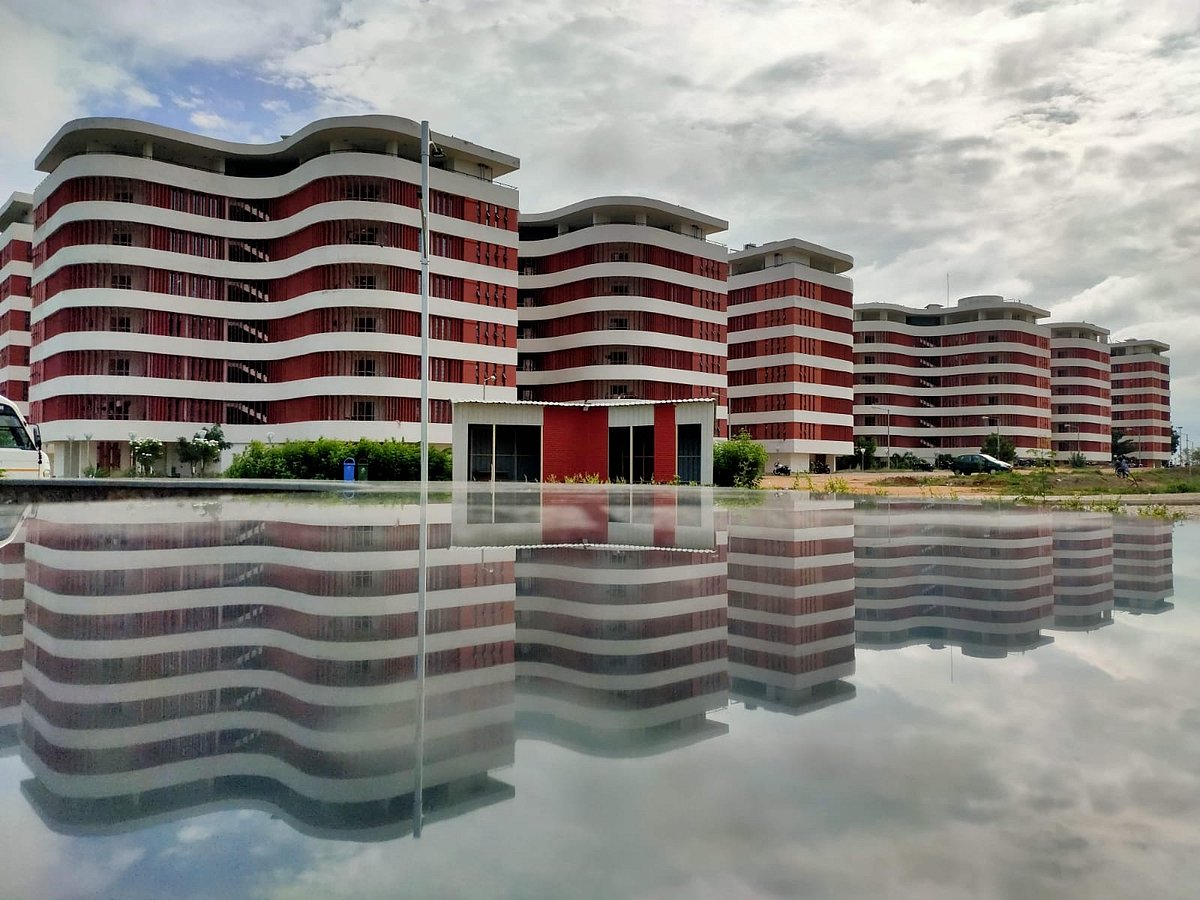 IIT हैदराबाद में कोरोना के 120 मामले आए सामने, ऑनलाइन क्लास भी अगली सूचना तक स्थगित