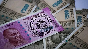 नकली नोटों की सप्लाई करने वाले अंतरराष्ट्रीय सिंडिकेट का भंडाफोड़, आरोपी दिल्ली में गिरफ्तार