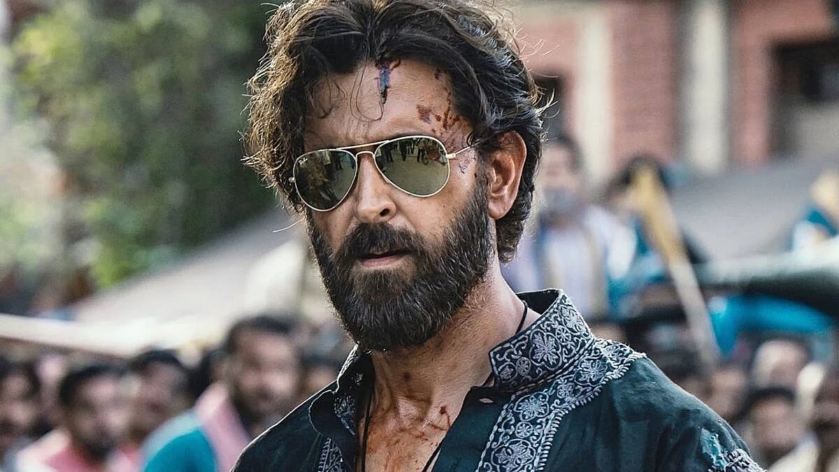 जन्मदिन पर जारी हुआ ऋतिक रोशन के किरदार ‘वेधा’ का धमाकेदार फर्स्ट लुक, खून से लथपथ नजर आ रहे अभिनेता