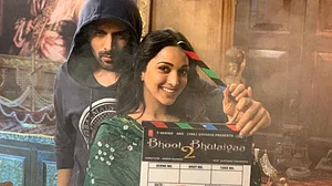 सिनेजीवन: नहीं बदली 'भूल भुलैया 2' की रिलीज डेट और गौहर खान-परमीश वर्मा का सॉन्ग 'दिल का गहना' हुआ जारी