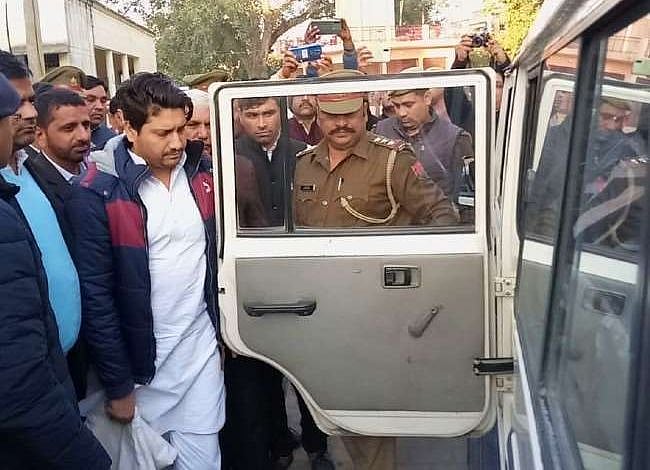 यूपी चुनावः कैराना से सपा प्रत्याशी नाहिद हसन गिरफ्तार, नामांकन के काम से जाते समय पुलिस ने पकड़ा