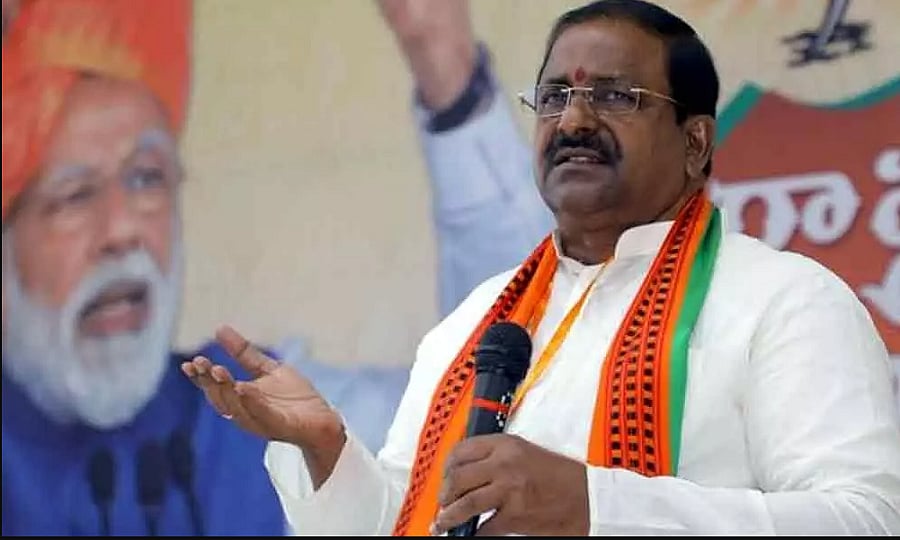विष्णु नागर का व्यंग्यः बीजेपी मौलिक विचारों की जननी, दारूबाजों को वोटबैंक बनाने का किसी ने सोचा तक न होगा!