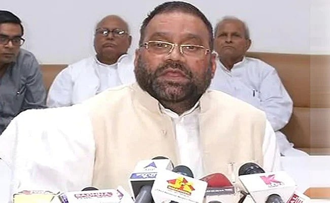यूपी चुनाव: स्‍वामी प्रसाद मौर्य की करारी हार, बीजेपी के सुरेन्‍द्र कुशवाहा ने 45633 वोटों से हराया