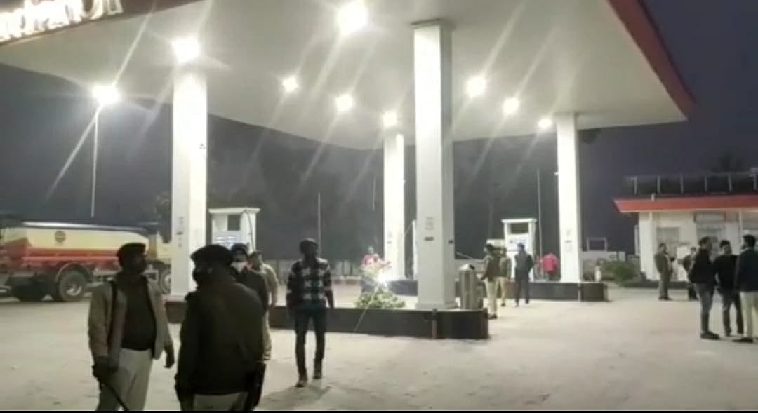 बिहार: मुजफ्फरपुर में पुलिस मुठभेड़ में 4 बदमाशों को लगी गोली, 8 गिरफ्तार, कई हथियार बरामद