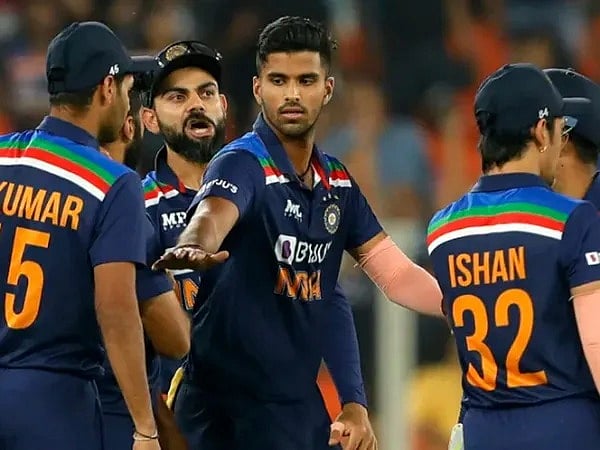 खेल की 5 बड़ी खबरें: द.अफ्रीका के खिलाफ वनडे सीरीज को लेकर टीम इंडिया में बदलाव, इन दो खिलाड़ियों को मिला मौका    