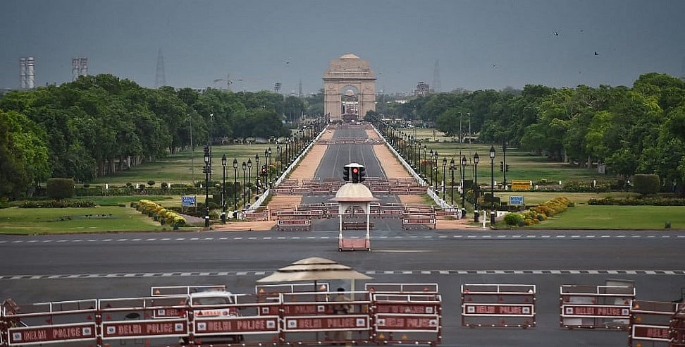दिल्ली में लगा 55 घंटे का वीकेंड कर्फ्यू, घर से निकलने की सोच रहे हैं तो पढ़ लें ये नियम वरना पड़ सकता है महंगा