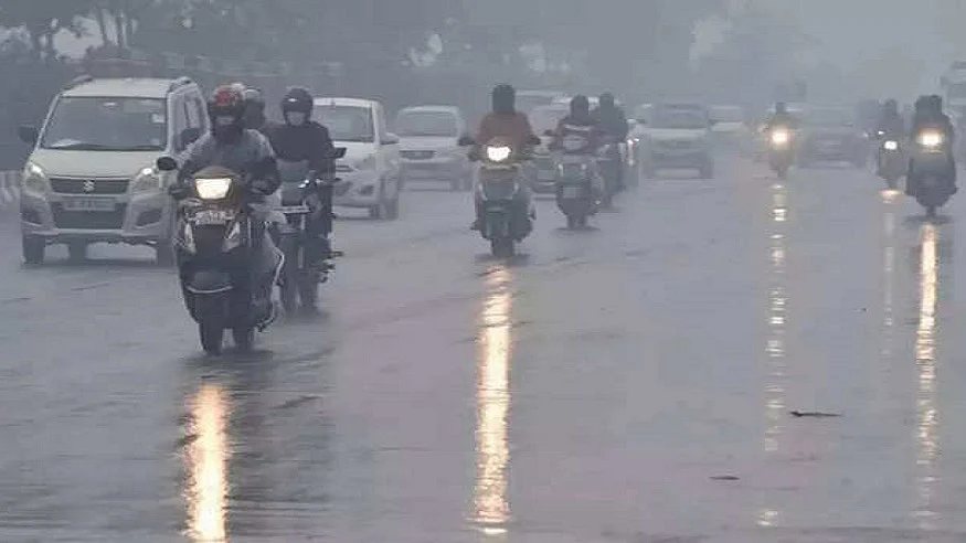 दिल्ली में आज भी बारिश के आसार।