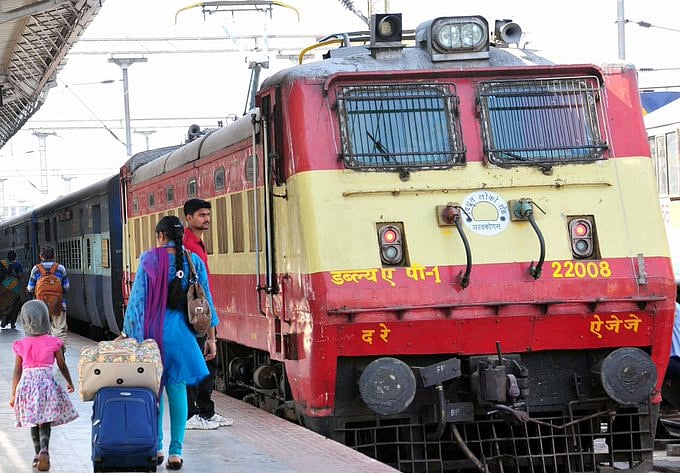 रेल बजट: लंबी दूरी की ट्रेनें होंगी आरामदेह, मेट्रो सिटी और पूर्वोत्तर के नेटवर्क पर रहेगा फोकस
