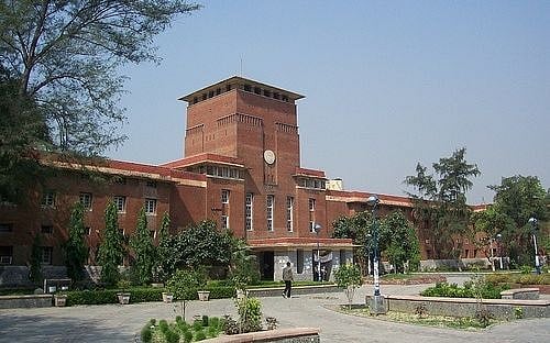 DU में स्थायी के बजाए गेस्ट टीचर्स रखने के आदेश पर भड़के शिक्षक, विश्वविद्यालय को डिसमेंटल करने का प्रयास बताया