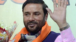 यूपी: अवतार सिंह भडाना फिर उतरे मैदान में, कोविड रिपोर्ट निगेटिव आने के बाद कहा लड़ेंगे जेवर से चुनाव