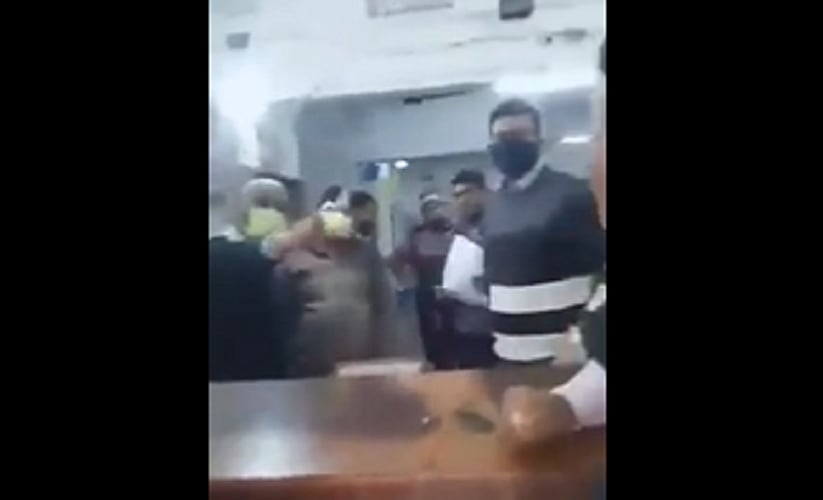 बिहार तक पहुंचा हिजाब विवाद, बुर्का पहने लड़की को सरकारी बैंक में पैसे निकालने से रोका