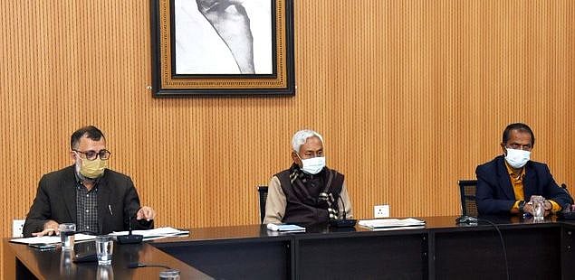 बिहारः नीतीश सरकार ने सभी कोरोना पाबंदियों को हटाने का फैसला लिया, 14 फरवरी से हटेंगे सारे प्रतिबंध