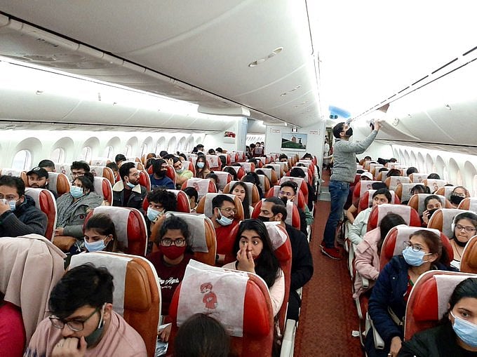 यूक्रेन में फंसे भारतीयों को लेकर दिल्ली पहुंची 5वीं फ्लाइट, 249 नागरिकों की हुई वतन वापसी
