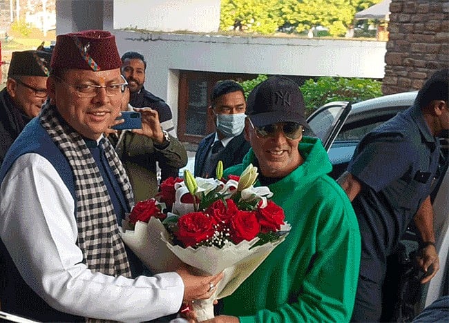 उत्तराखंड: बॉलीवुड एक्टर अक्षय कुमार ने CM धामी से की मुलाकात, बने राज्य के ब्रांड एंबेसडर