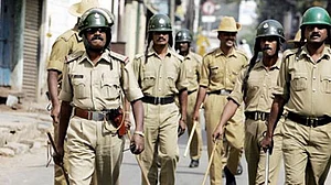 कर्नाटक: बजरंग दल कार्यकर्ता की हत्या के बाद शिवमोग्गा में तनाव, धारा 144 लागू, छावनी में तब्दील हुआ पूरा इलाका